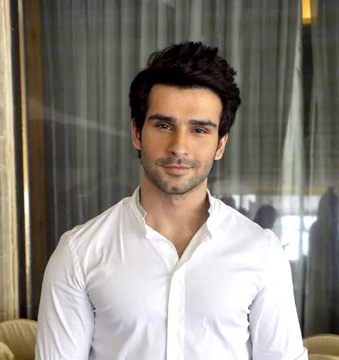 Girish Taurani